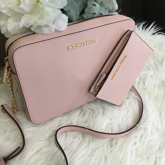 Last set✨Michael Kors Large crossbody bag & wallet - Picture 3 of 8